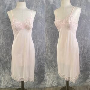Vintage 60s 70s pink babydoll lace slip dress Warners nylon small coquette pinup